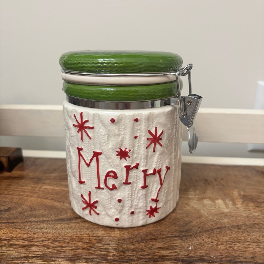 Ceramic Cookie Jar/Canister Merry NWOT